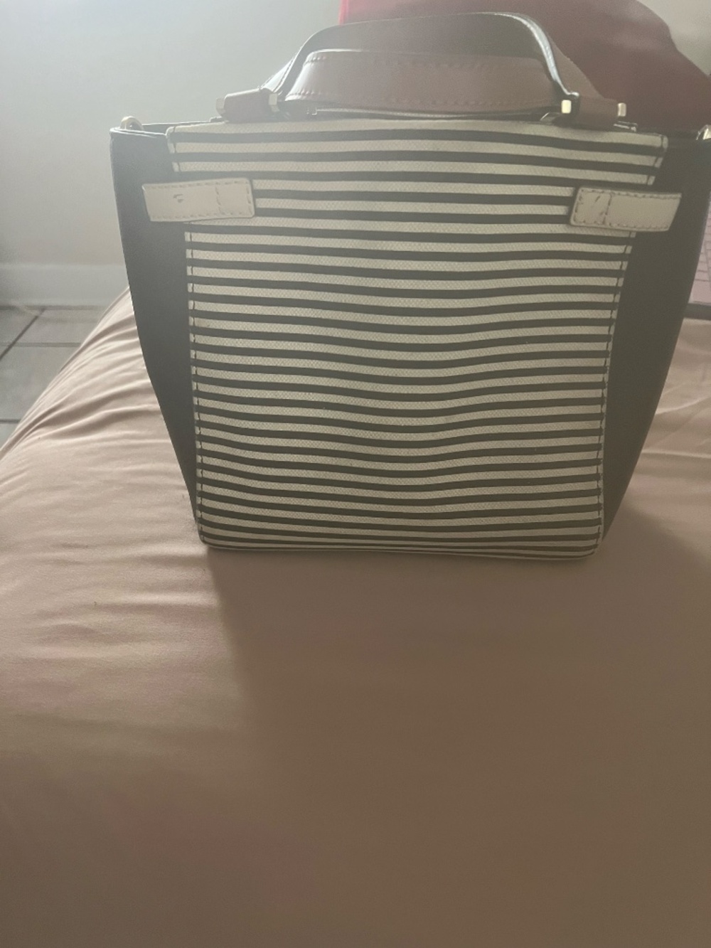 Kate Spade - Picture 5 of 7